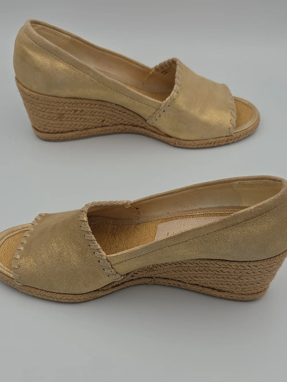Jack Rogers gold open